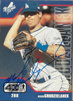 Mark Grudzielanek Signed 2002 Upper Deck 40-Man Baseball Card - Los Angeles Dodgers #678