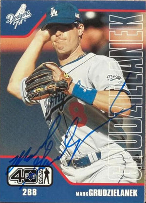 Mark Grudzielanek Signed 2002 Upper Deck 40-Man Baseball Card - Los Angeles Dodgers #678
