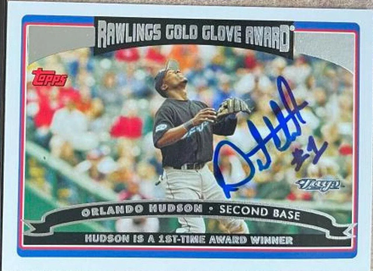 Orlando Hudson Signed 2006 Topps Baseball Card - Toronto Blue Jays #245