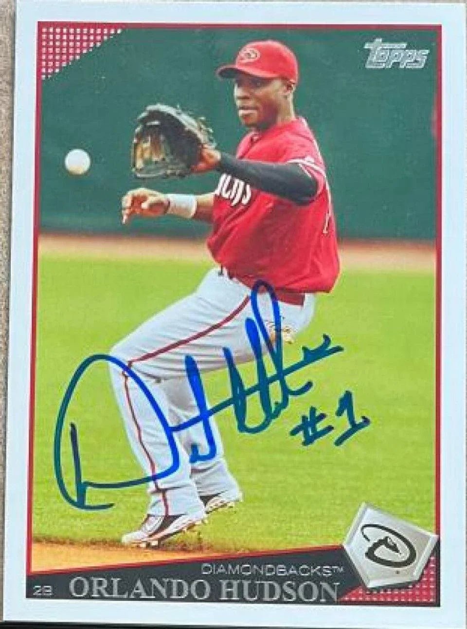 Orlando Hudson Signed 2009 Topps Baseball Card - Arizona Diamondbacks