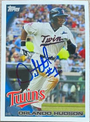 Orlando Hudson Signed 2010 Topps Update Baseball Card - Minnesota Twins