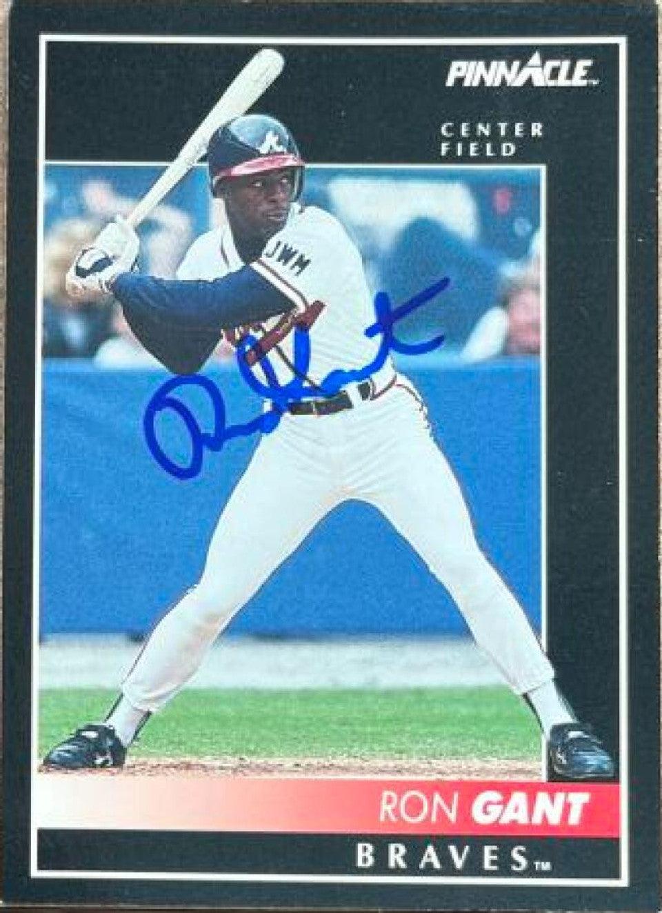 Ron Gant Signed 1992 Pinnacle Baseball Card - Atlanta Braves - PastPros