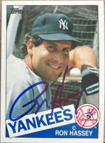 Ron Hassey Signed 1985 Topps Traded Baseball Card - New York Yankees