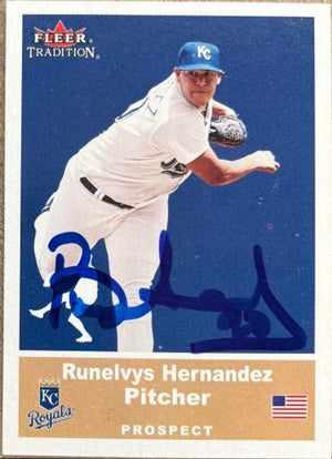 Runelvys Hernandez Signed 2002 Fleer Tradition Update Baseball Card - Kansas City Royals - PastPros