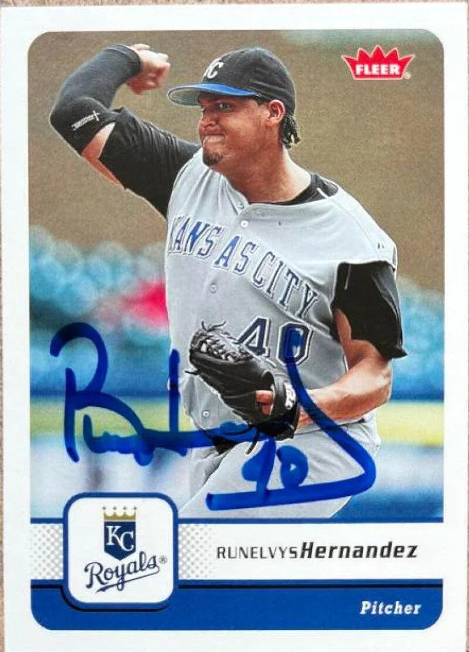 Runelvys Hernandez Signed 2006 Fleer Baseball Card - Kansas City Royals