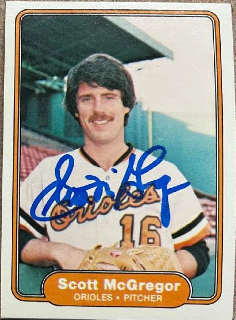 Scott McGregor Signed 1982 Fleer Baseball Card - Baltimore Orioles