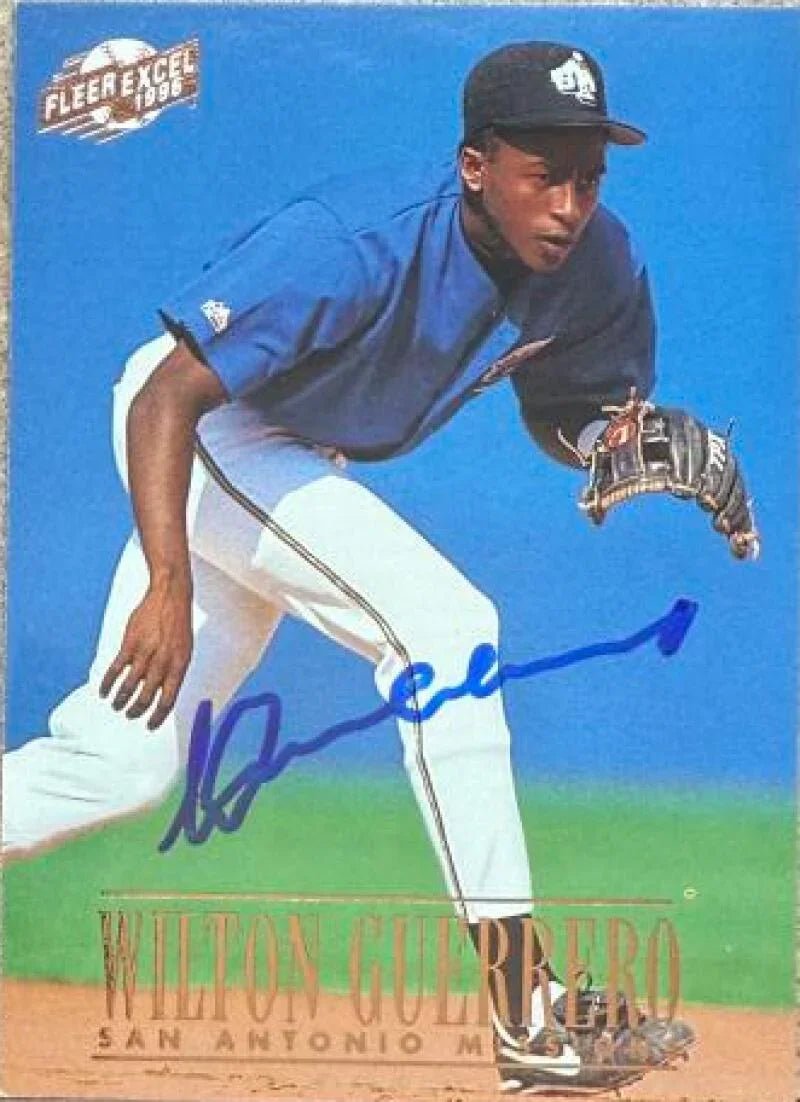 Wilton Guerrero Signed 1996 Fleer Excel Baseball Card - Los Angeles Dodgers #175