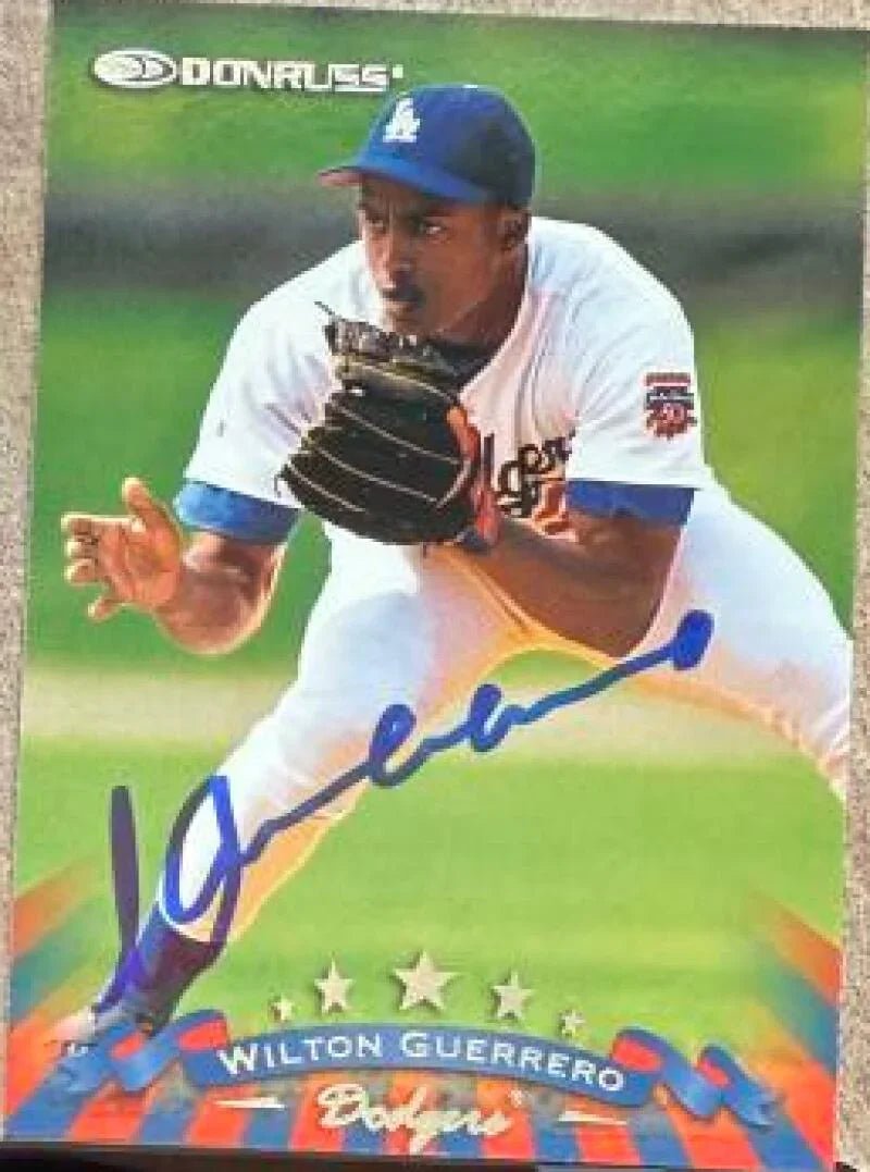 Wilton Guerrero Signed 1998 Donruss Baseball Card - Los Angeles Dodgers #90
