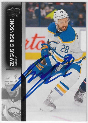 Zemgus Girgensons Signed 2021-22 Upper Deck Hockey Card - Buffalo Sabres
