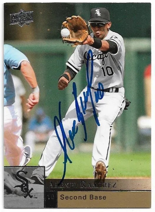 Alexei Ramirez Signed 2009 Upper Deck Baseball Card - Chicago White Sox - PastPros