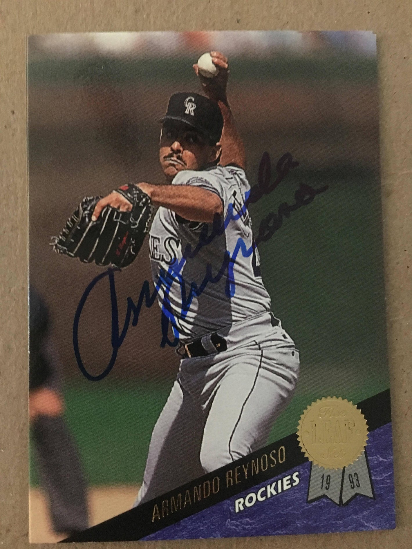 Armando Reynoso Signed 1993 Leaf Baseball Card - Colorado Rockies - PastPros