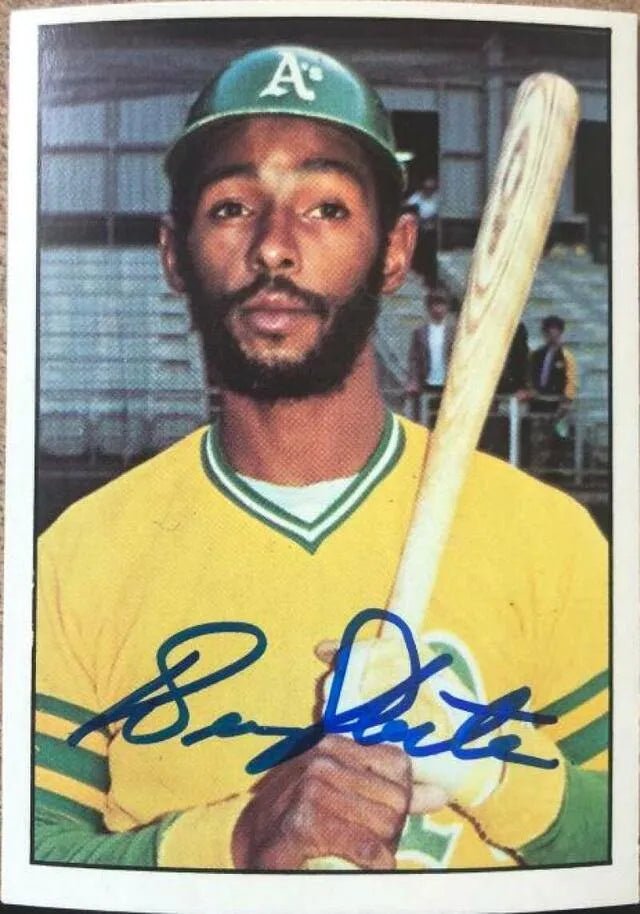 Bill North Signed 1976 SSPC Baseball Card - Oakland A's