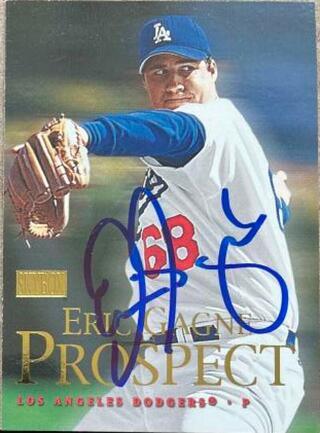 Eric Gagne Signed 2000 Skybox Baseball Card - Los Angeles Dodgers - PastPros