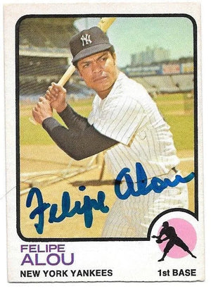 Felipe Alou Signed 1973 O-Pee-Chee Baseball Card - New York Yankees