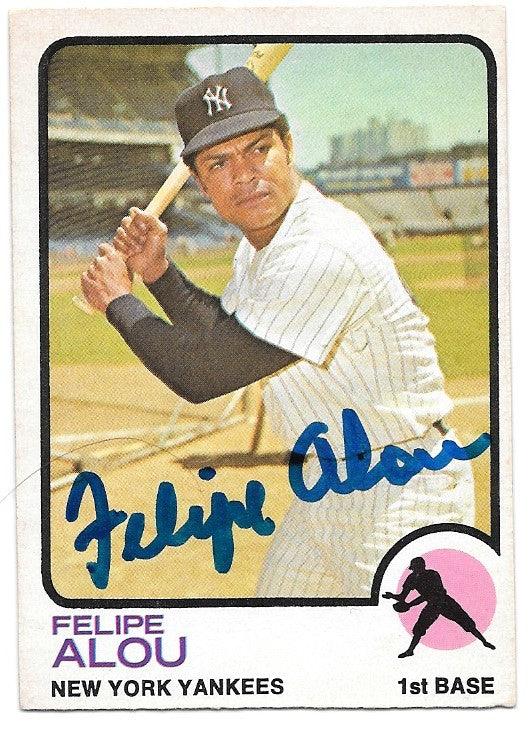 Felipe Alou Signed 1973 O-Pee-Chee Baseball Card - New York Yankees - PastPros