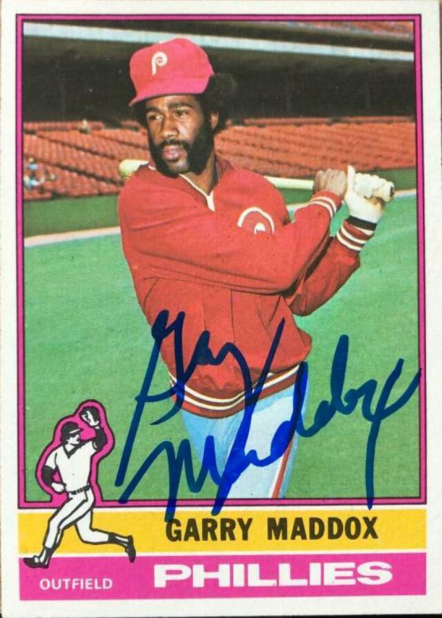 Garry Maddox Signed 1976 Topps Baseball Card - Philadelphia Phillies - PastPros
