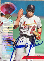 Geronimo Pena Signed 1995 Leaf Baseball Card - St Louis Cardinals