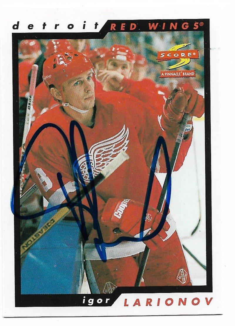 Igor Larionov Signed 1996-97 Score Hockey Card - Detroit Red Wings - PastPros