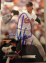 Jamie Moyer Signed 1995 Donruss Baseball Card - Baltimore Orioles