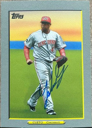 Johnny Cueto Signed 2009 Turkey Red Baseball Card - Cincinnati Reds - PastPros