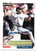 Mariano Rivera Signed 1998 Collector's Choice Baseball Card - New York Yankees