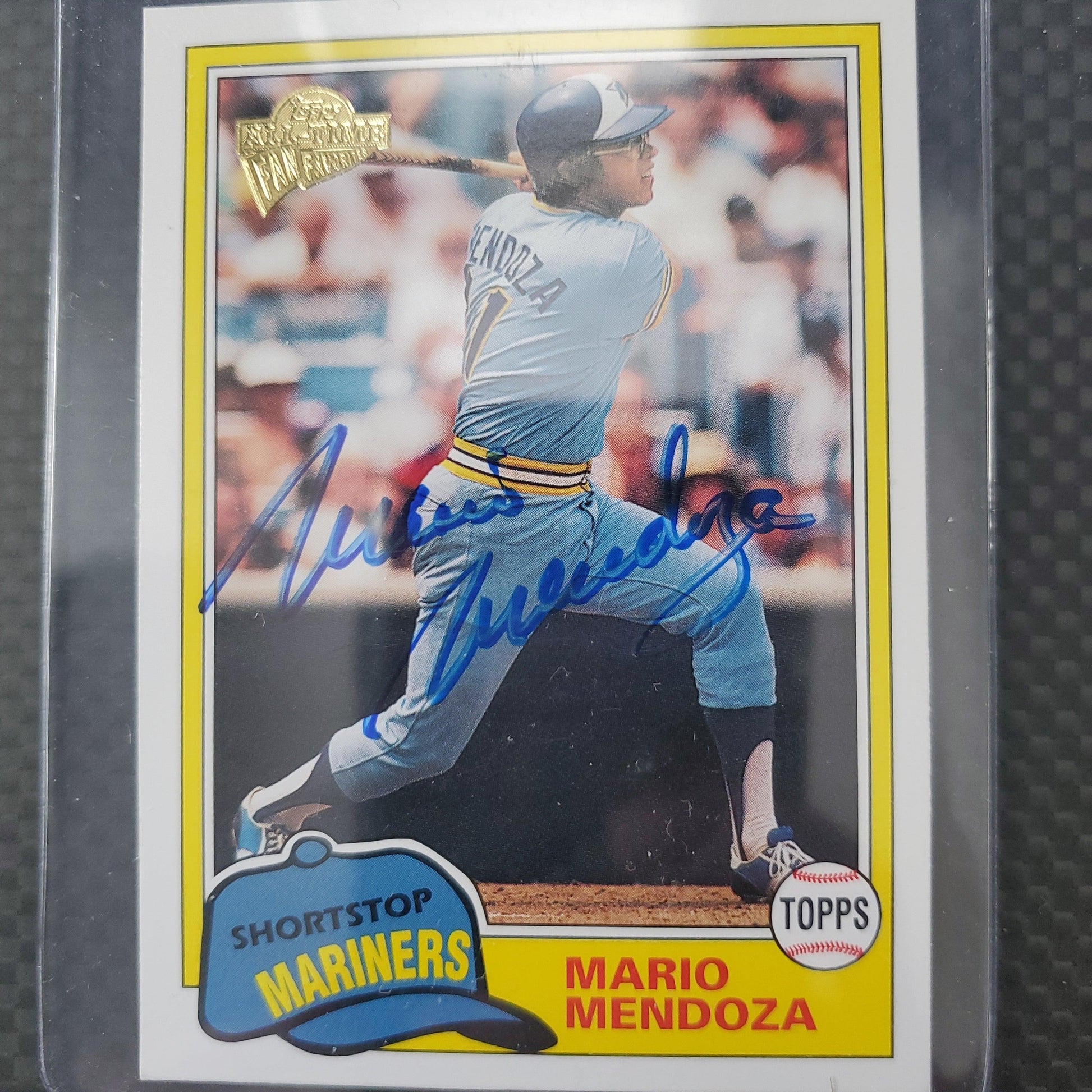 Mario Mendoza Signed 2003 Topps Fan Favorites Baseball Card - Seattle Mariners - PastPros