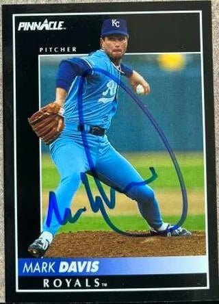 Mark Davis Signed 1992 Pinnacle Baseball Card - Kansas City Royals