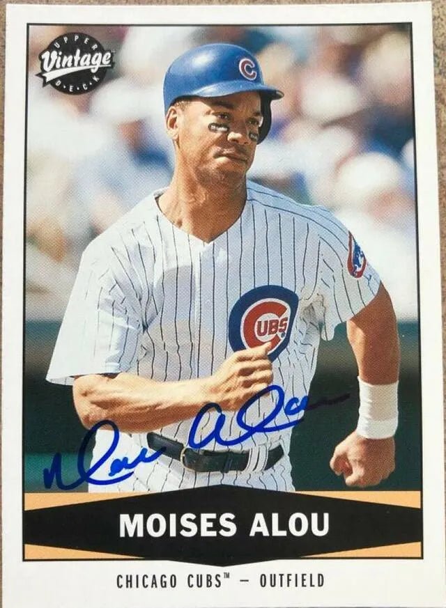 Moises Alou Signed 2004 Upper Deck Vintage Baseball Card - Chicago Cubs