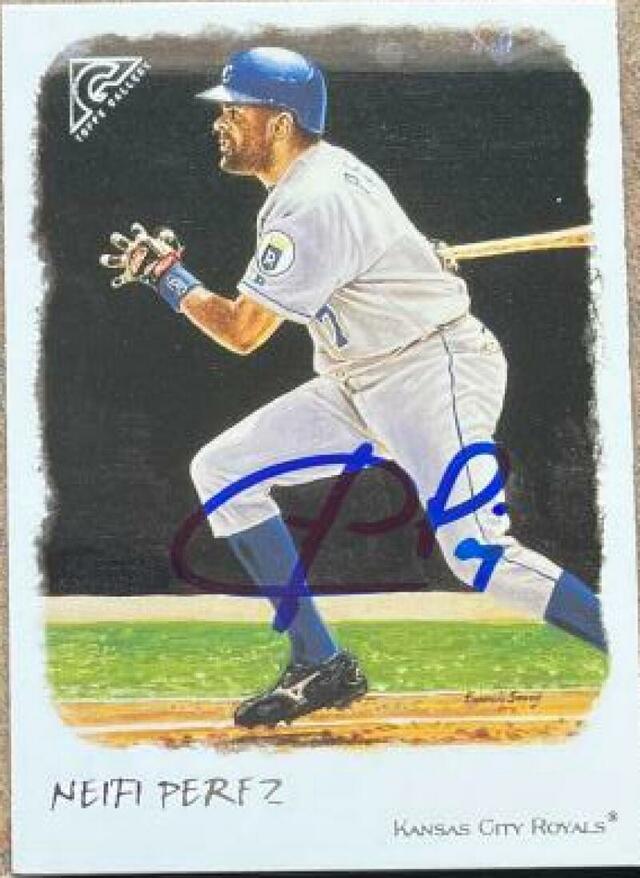 Neifi Perez Signed 2002 Topps Gallery Baseball Card - Kansas City Royals - PastPros