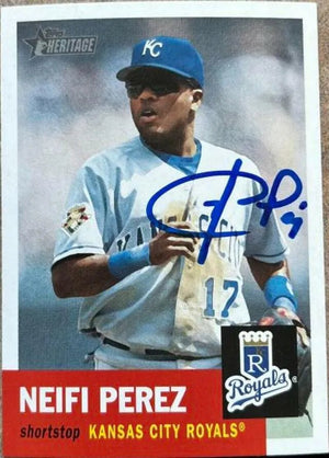 Neifi Perez Signed 2002 Topps Heritage Baseball Card - Kansas City Royals