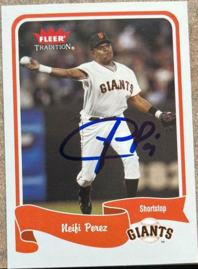 Neifi Perez Signed 2004 Fleer Tradition Baseball Card - San Francisco Giants - PastPros