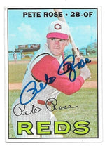 Pete Rose Signed 1967 Topps Baseball Card - Cincinnati Reds