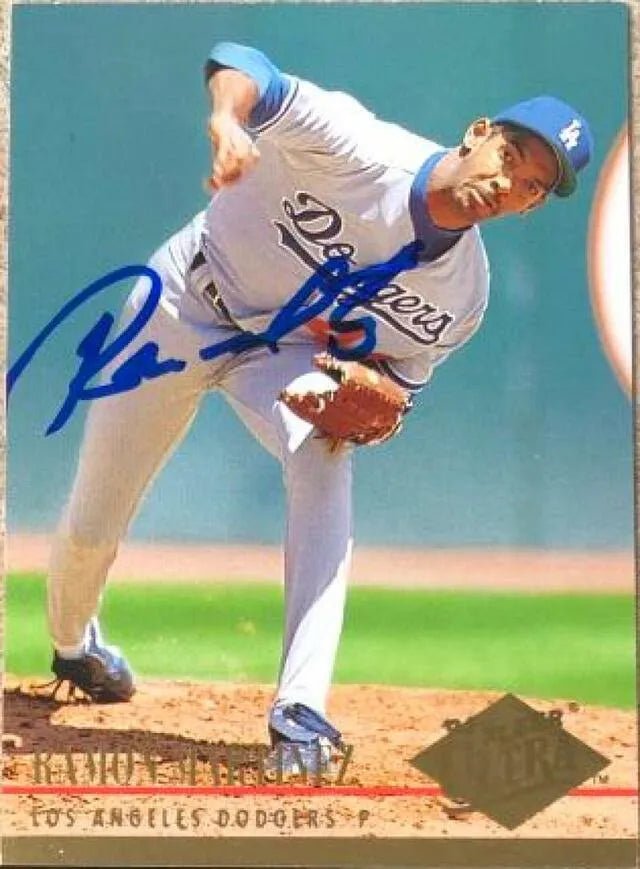 Ramon Martinez Signed 1994 Fleer Ultra Baseball Card - Los Angeles Dodgers