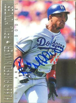 Raul Mondesi Signed 1995 Fleer Award Winners Baseball Card - Los Angeles Dodgers - PastPros