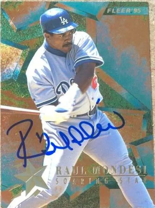 Raul Mondesi Signed 1995 Fleer Update Soaring Stars Baseball Card - Los Angeles Dodgers