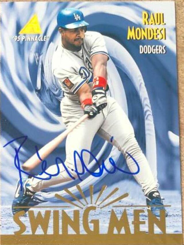 Raul Mondesi Signed 1995 Pinnacle Baseball Card - Los Angeles Dodgers - PastPros