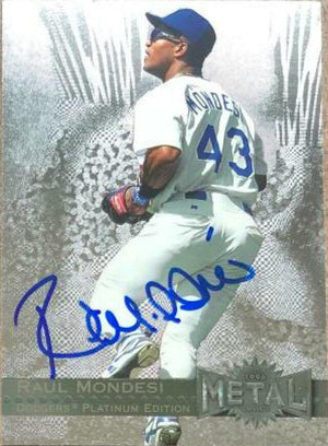 Raul Mondesi Signed 1996 Metal Universe Platinum Baseball Card - Los Angeles Dodgers - PastPros