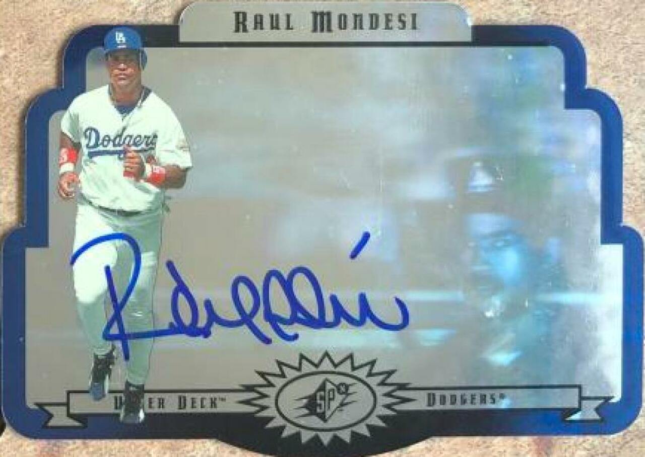 Raul Mondesi Signed 1996 SPx Baseball Card - Los Angeles Dodgers - PastPros