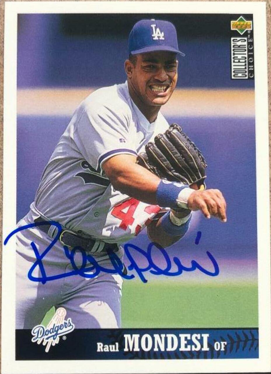 Raul Mondesi Signed 1997 Collector's Choice Baseball Card - Los Angeles Dodgers - PastPros