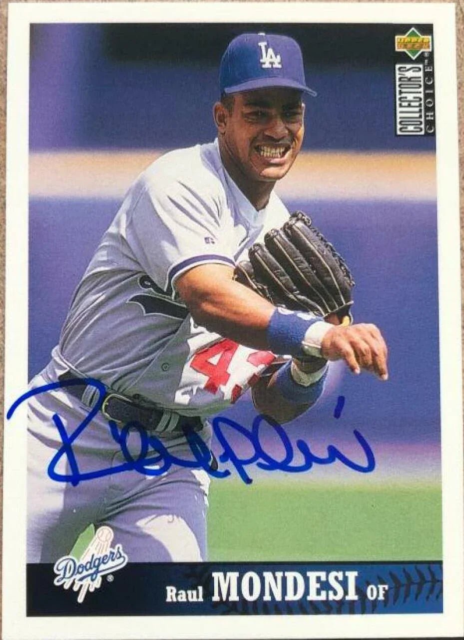 Raul Mondesi Signed 1997 Collector's Choice Baseball Card - Los Angeles Dodgers