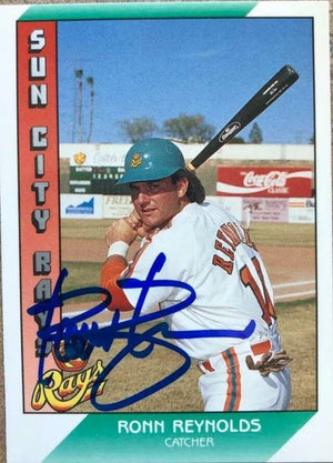 Ronn Reynolds Signed 1991 Pacific Senior League Baseball Card