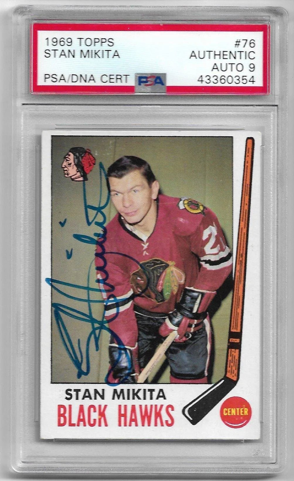 Stan Mikita Signed 1969-70 Topps Hockey Card - Chicago Black Hawks - PSA DNA Certified