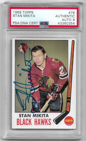 Stan Mikita Signed 1969 - 70 Topps Hockey Card - Chicago Black Hawks - PSA DNA Certified - PastPros