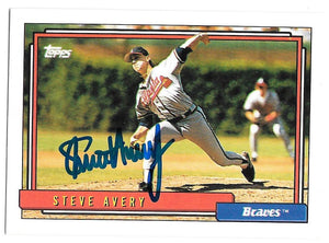 Steve Avery Signed 1992 Topps Baseball Card - Atlanta Braves - PastPros