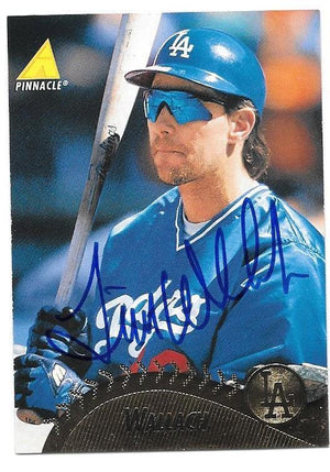 Tim Wallach Signed 1995 Pinnacle Baseball Card - Los Angeles Dodgers - PastPros