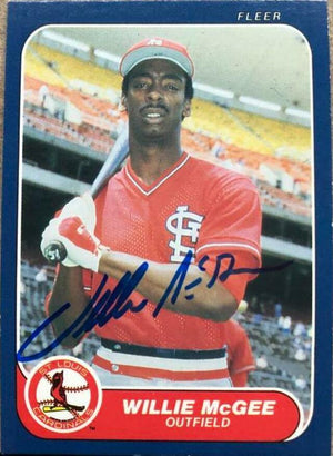 Willie McGee Signed 1986 Fleer Baseball Card - St Louis Cardinals - PastPros